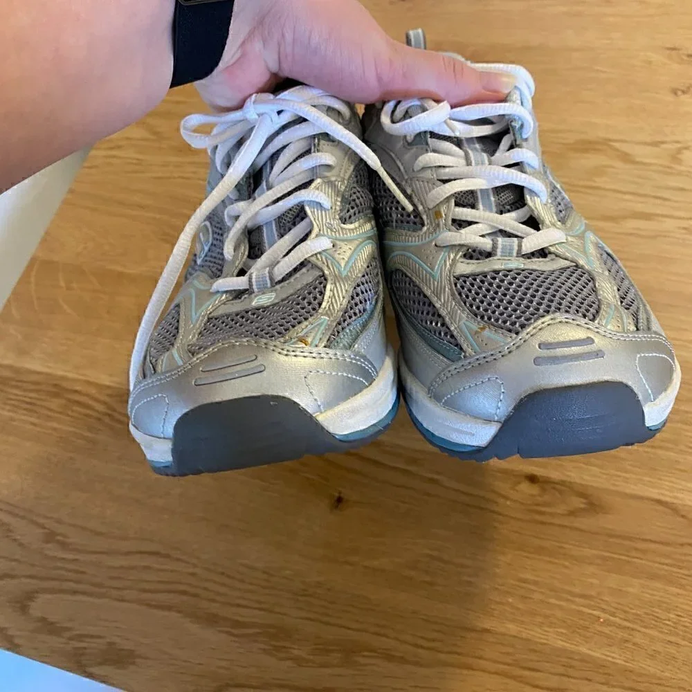 Sketchers Shape-Ups Y2K Blue/Silver Size 10